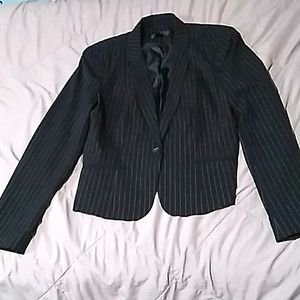 Button jacket for suit